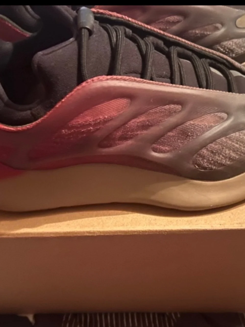 Yeezy used yezzy
